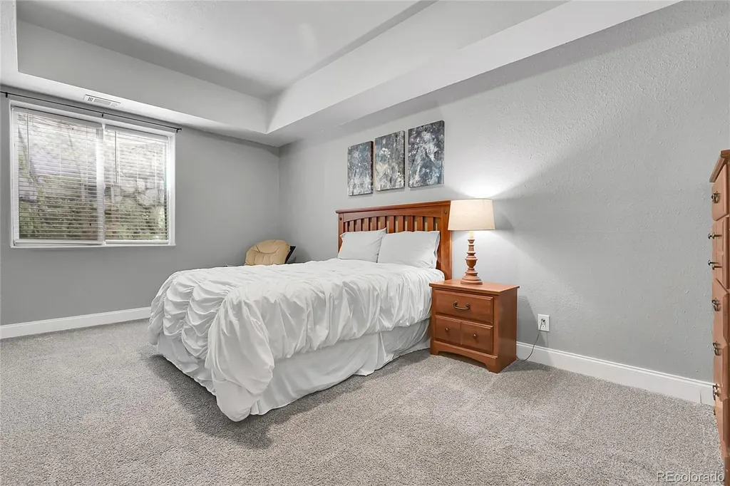 171 Columbine Street Larkspur CO 80118