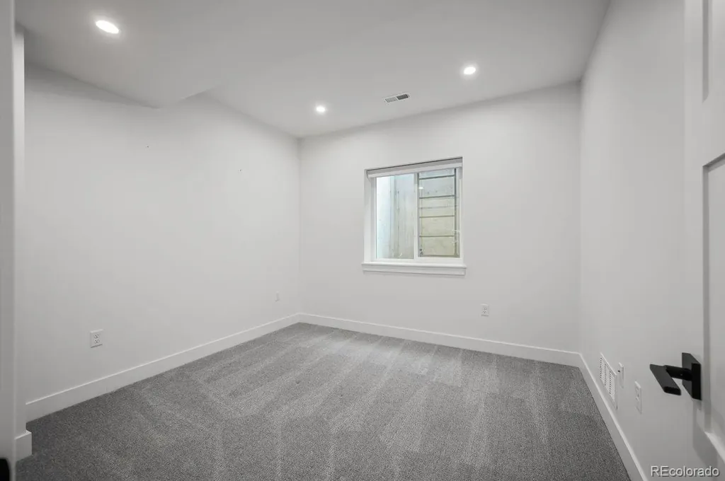 872 S Vine Street Denver CO 80209