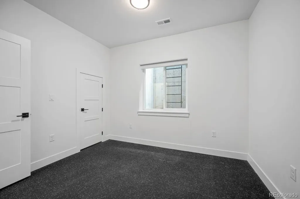 872 S Vine Street Denver CO 80209