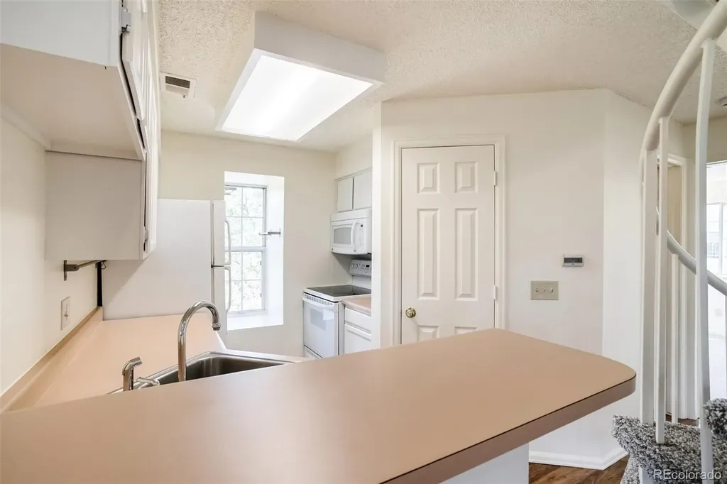 13843 E Lehigh Avenue Aurora CO 80014