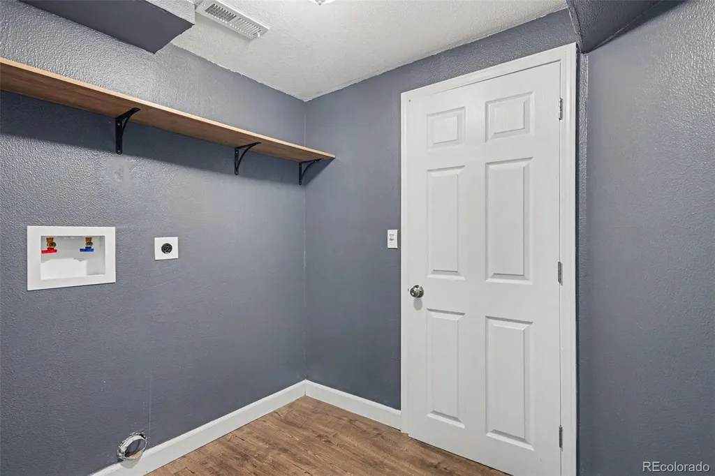 17857 E Arizona Avenue Aurora CO 80017