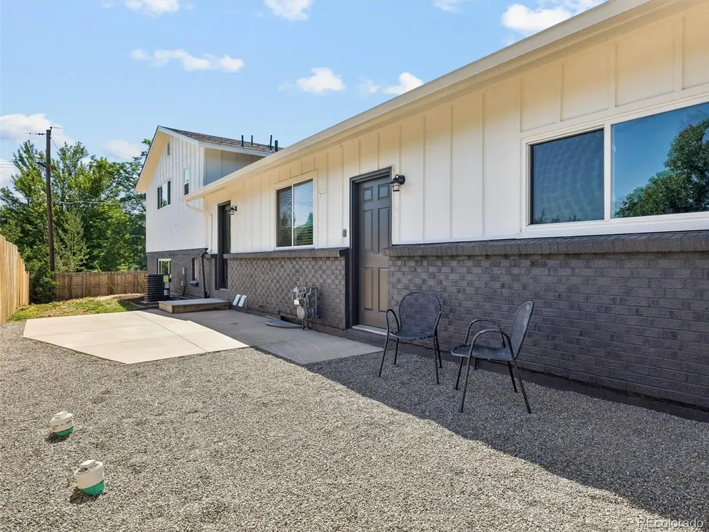 12073 W 8th Avenue Golden CO 80401