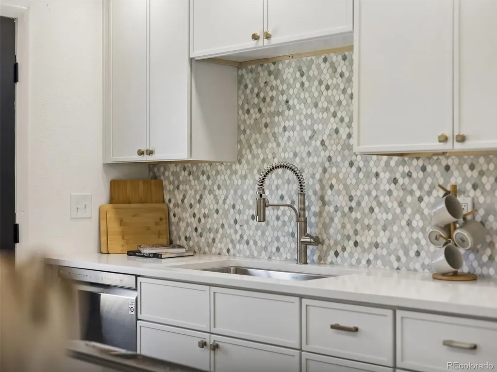 12073 W 8th Avenue Golden CO 80401