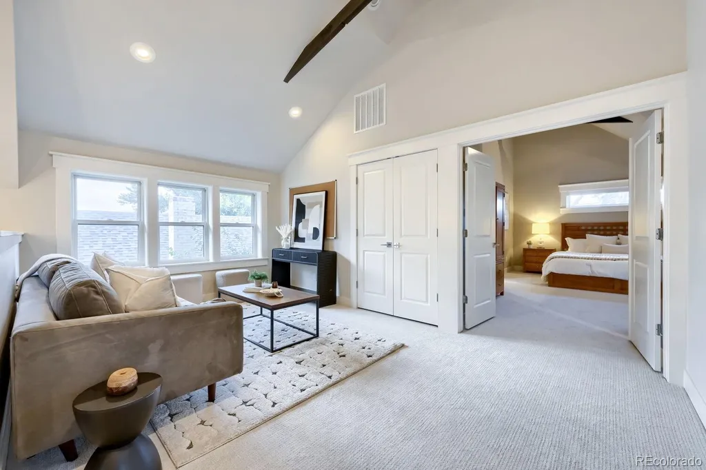 2322 Hudson Street Denver CO 80207