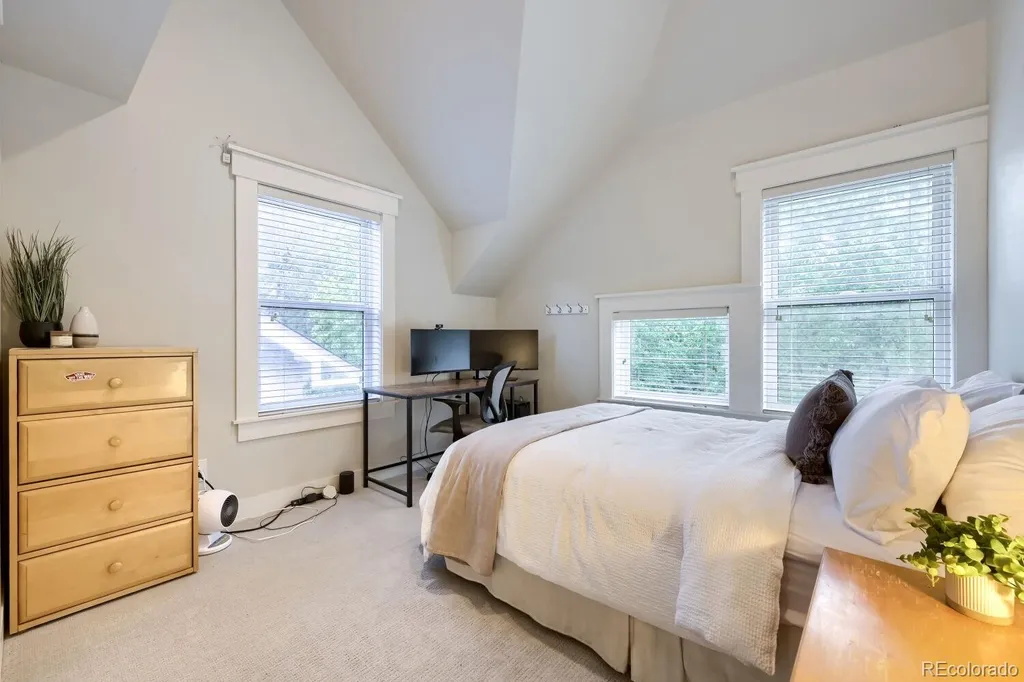 2322 Hudson Street Denver CO 80207