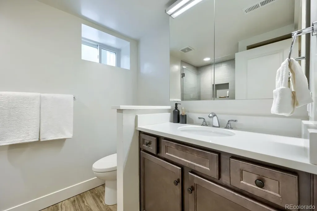2322 Hudson Street Denver CO 80207