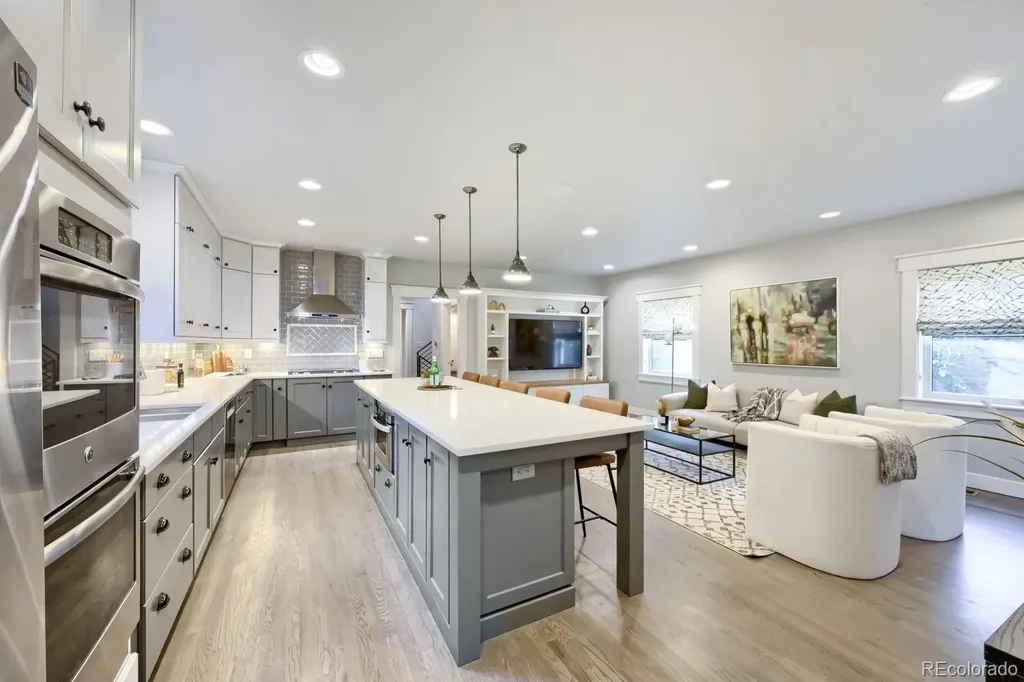 2322 Hudson Street Denver CO 80207
