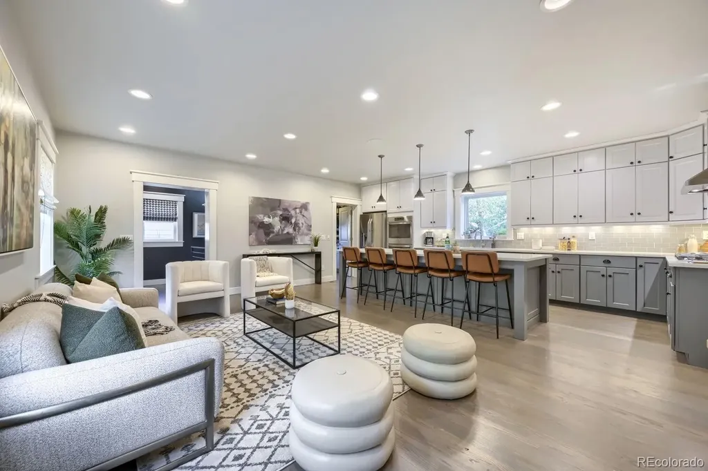 2322 Hudson Street Denver CO 80207