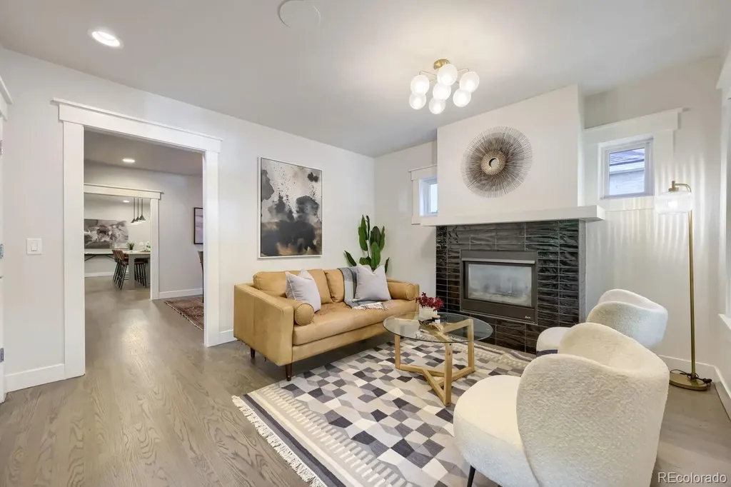 2322 Hudson Street Denver CO 80207