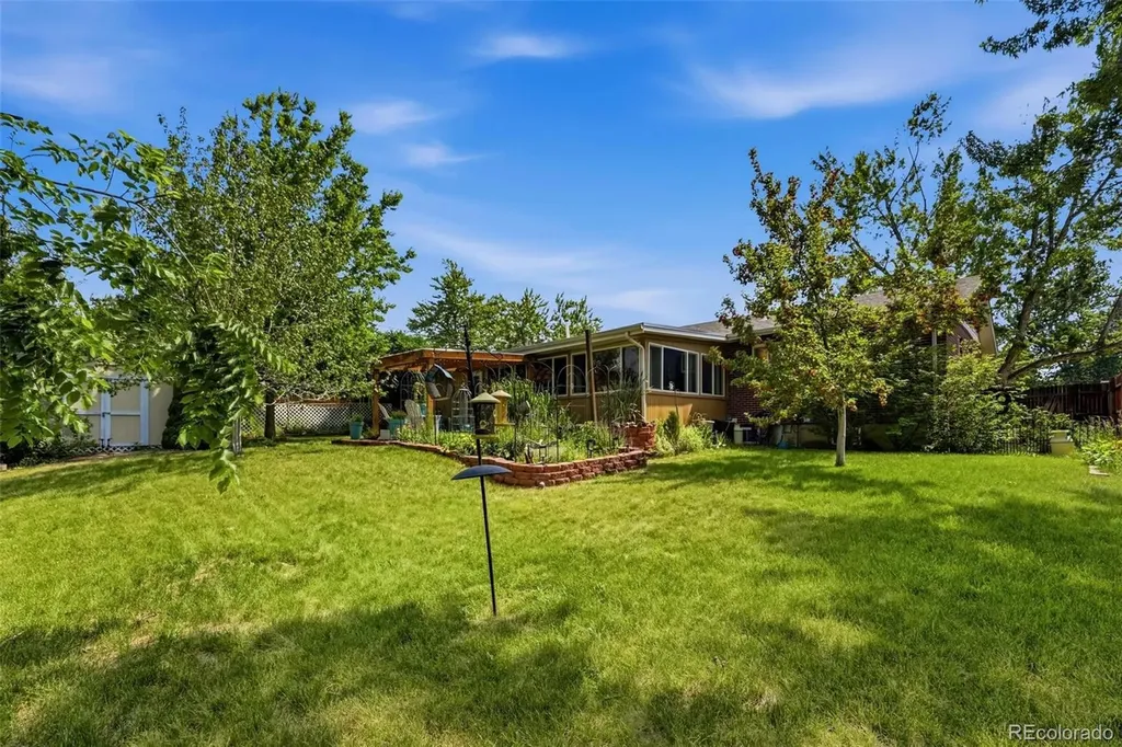 2927 S Stuart Street Denver CO 80236
