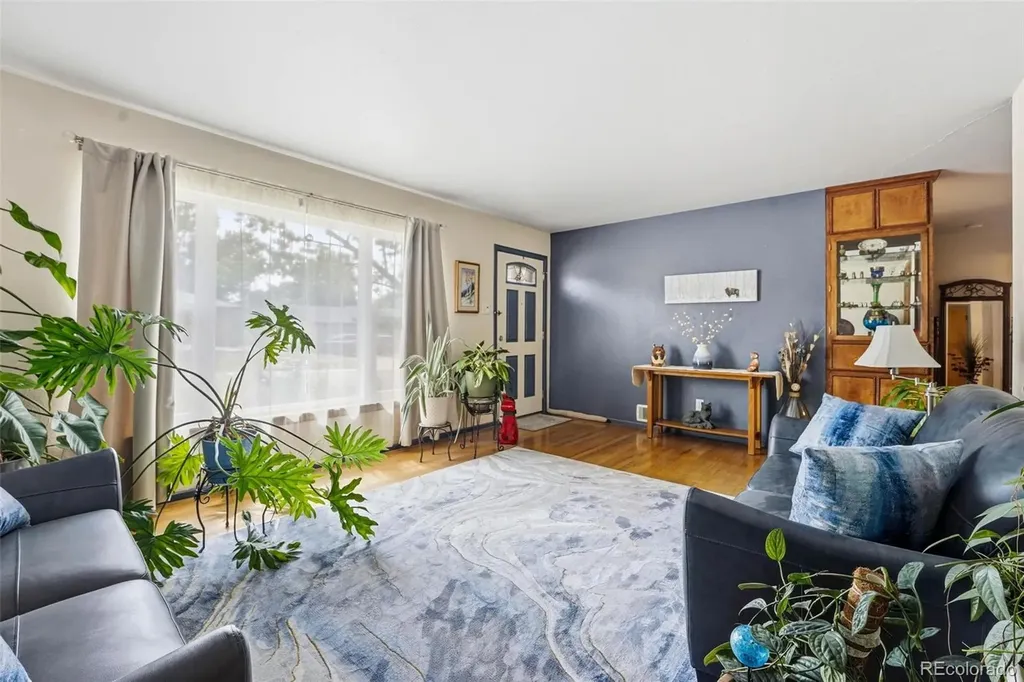 2927 S Stuart Street Denver CO 80236