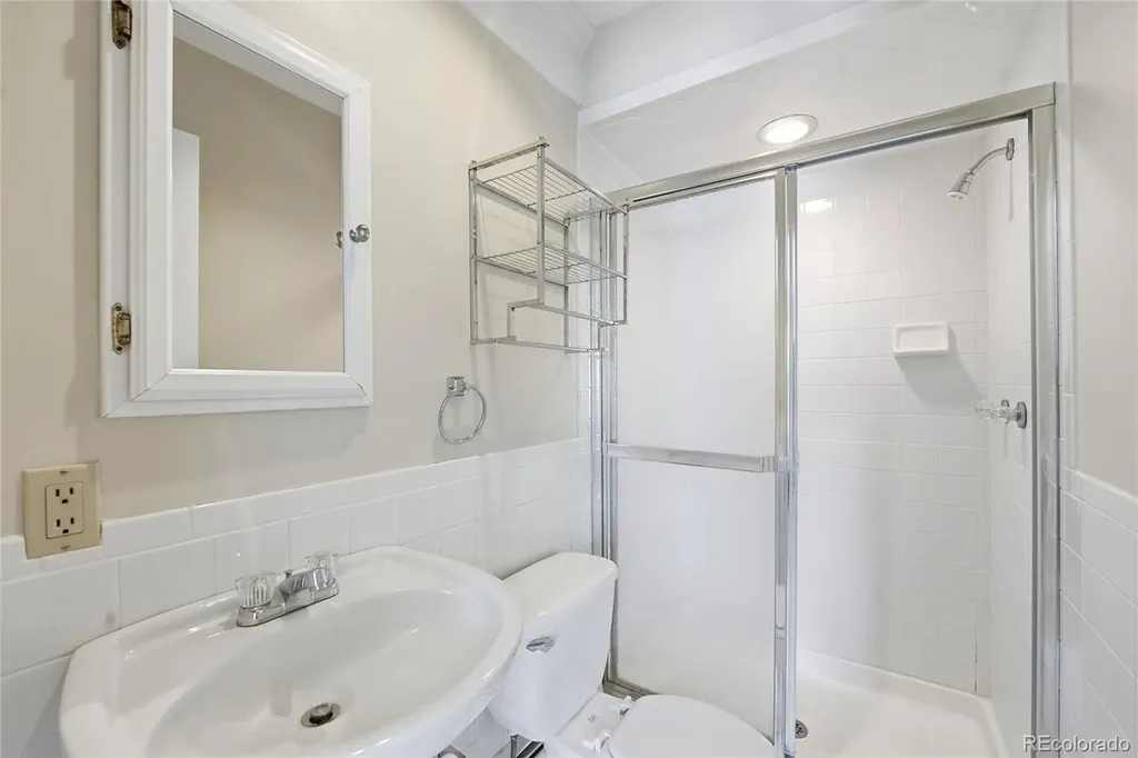 5875 S Goldsmith Place Greenwood Village CO 80111