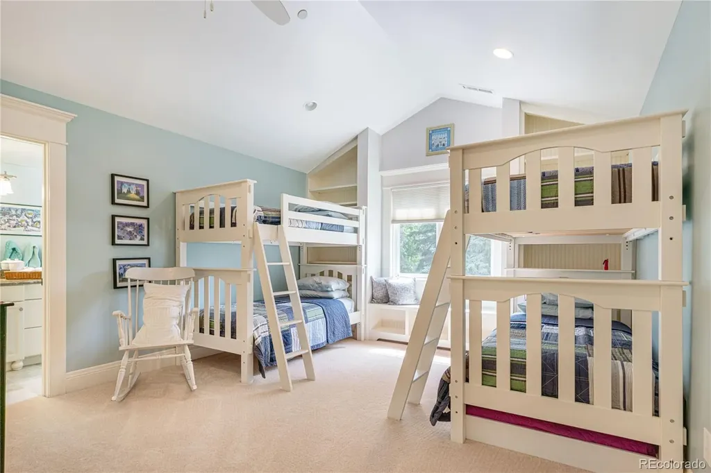 7933 Anchor Drive Longmont CO 80504