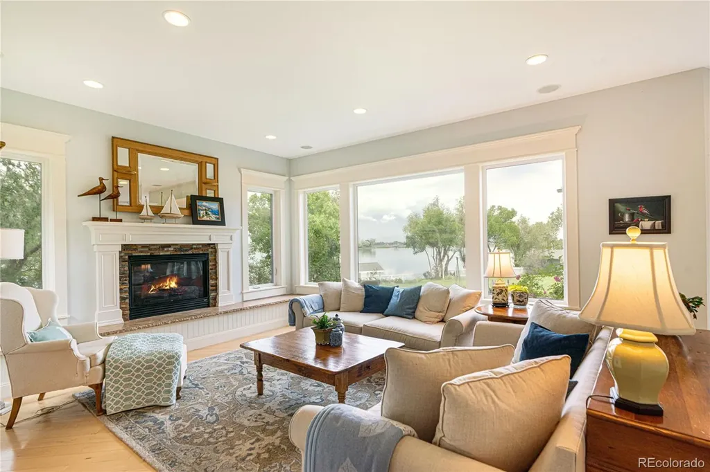 7933 Anchor Drive Longmont CO 80504
