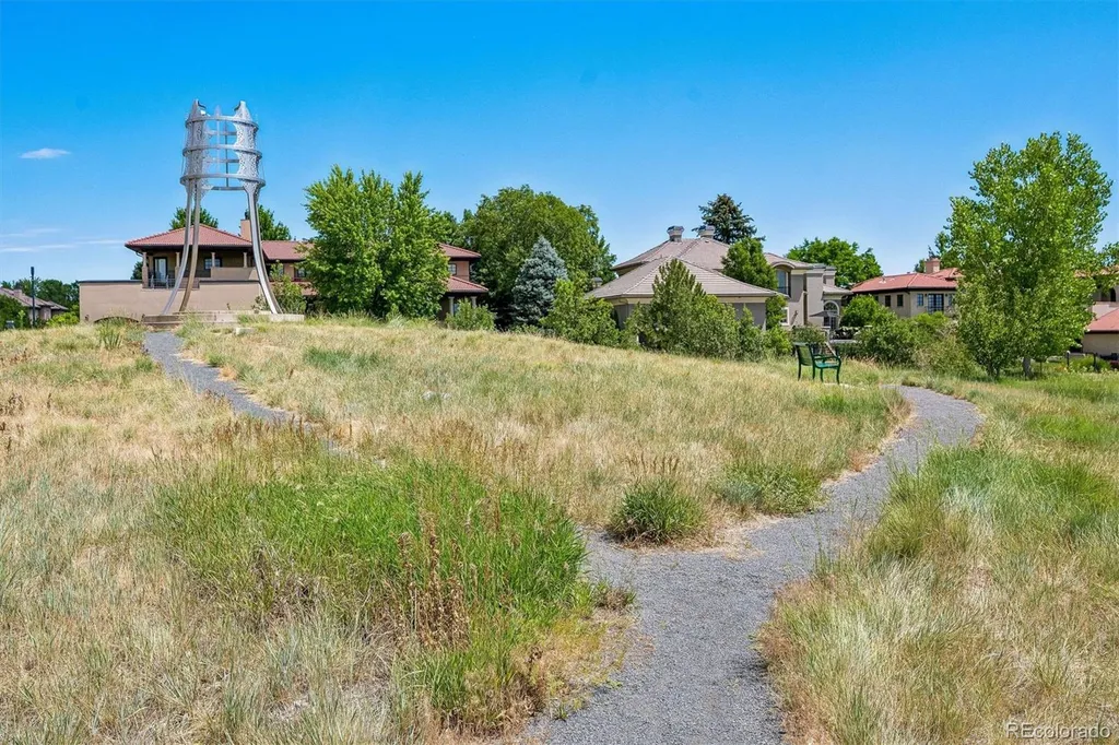 575 Roslyn Street Denver CO 80230