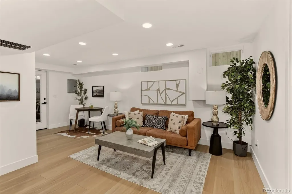 734 N Downing Street Denver CO 80218