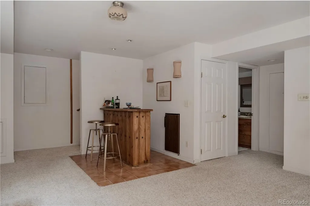 2630 S Iris Street Lakewood CO 80227