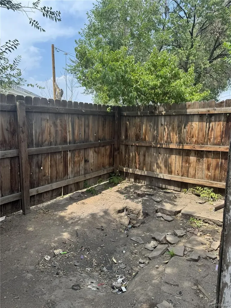 831 And 833 S Lincoln Street Denver CO 80209
