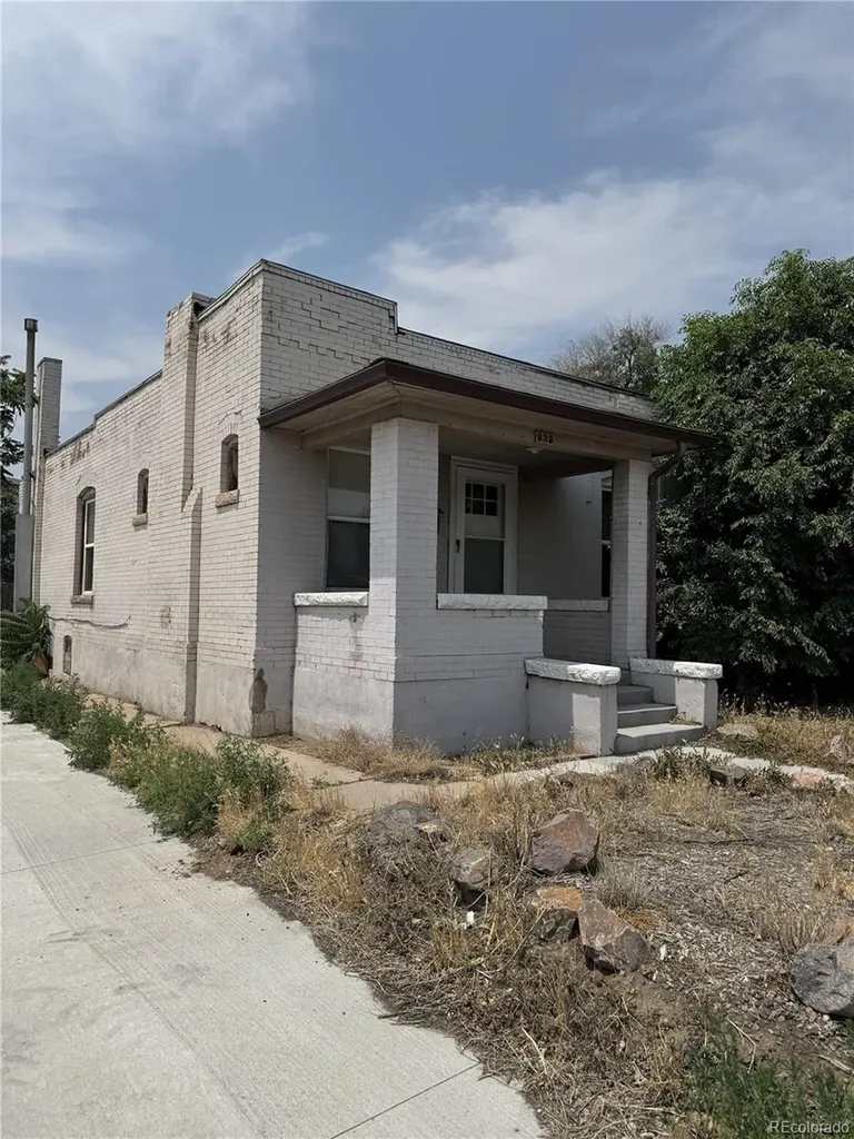 831 And 833 S Lincoln Street Denver CO 80209