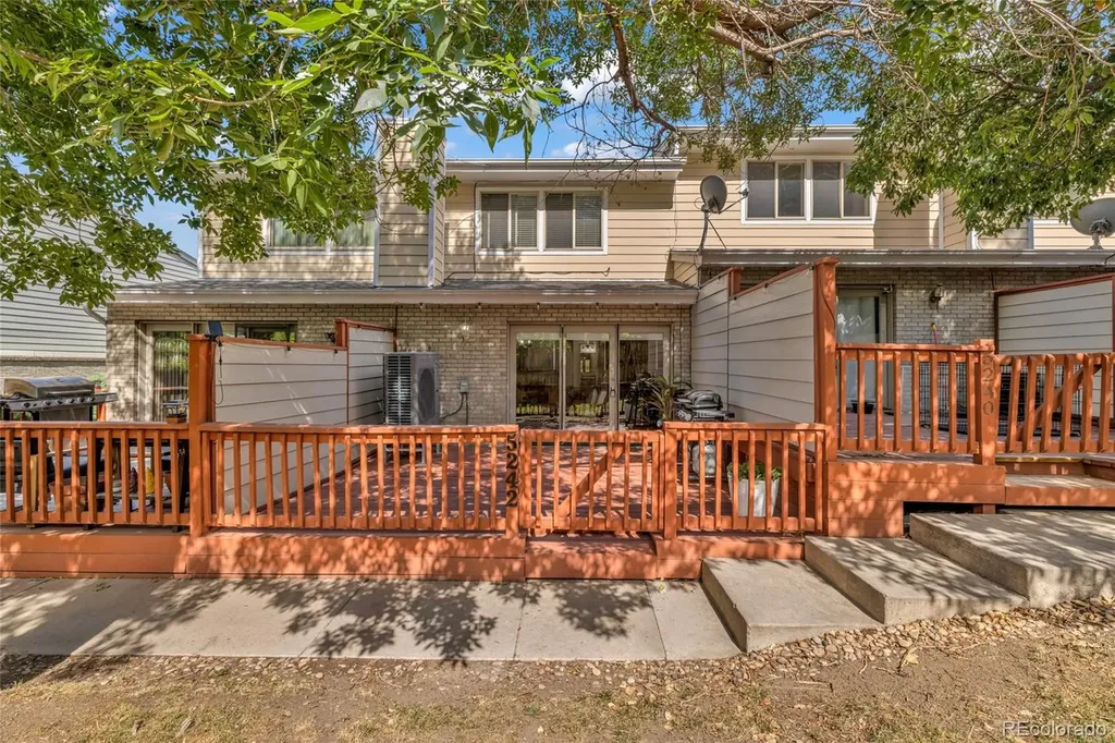 5242 W 68th Avenue Arvada CO 80003