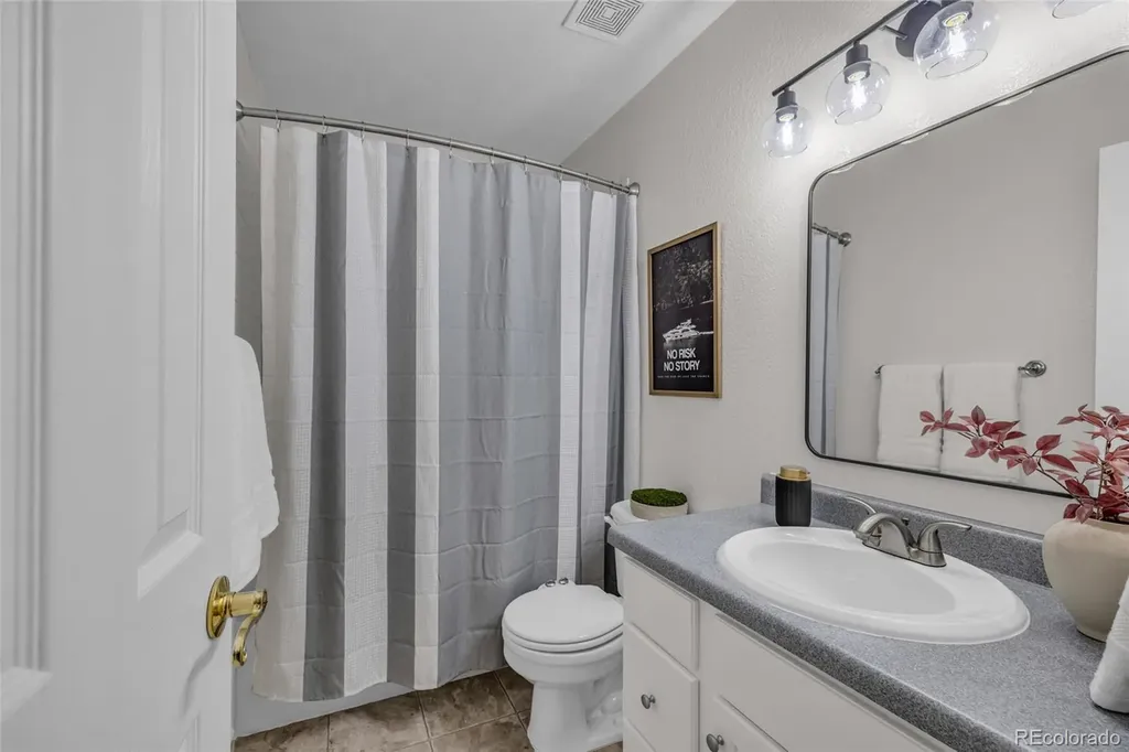 5242 W 68th Avenue Arvada CO 80003