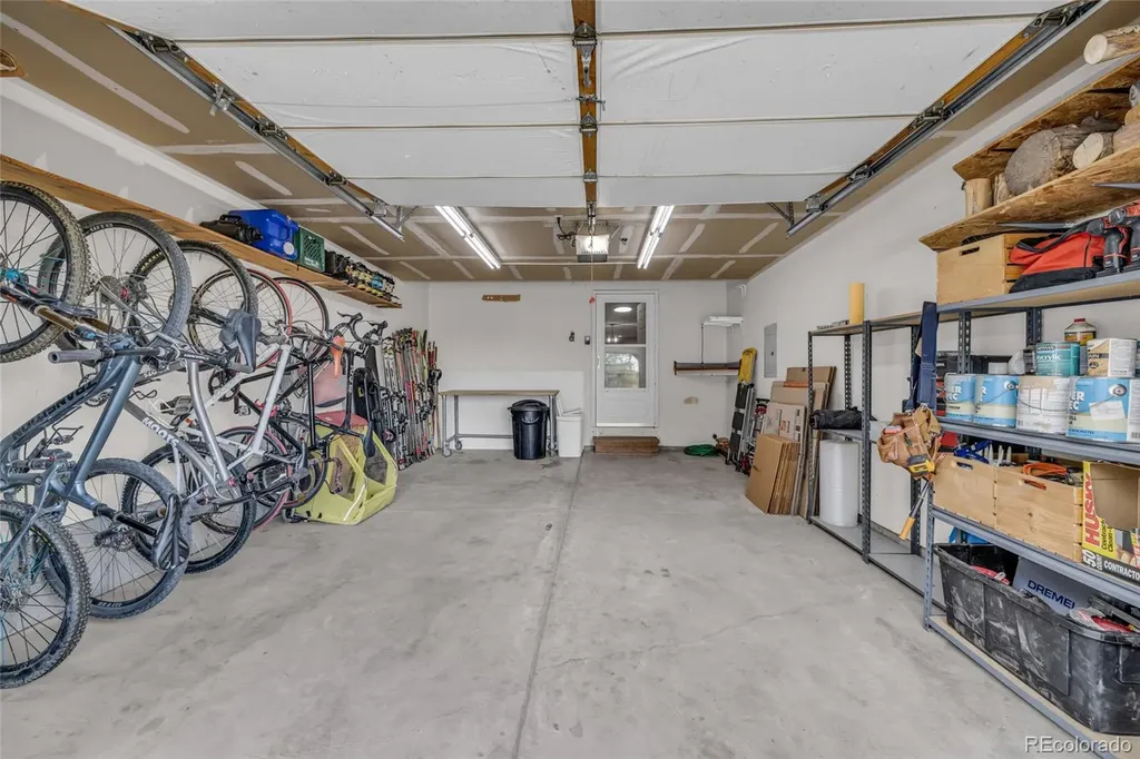 5242 W 68th Avenue Arvada CO 80003