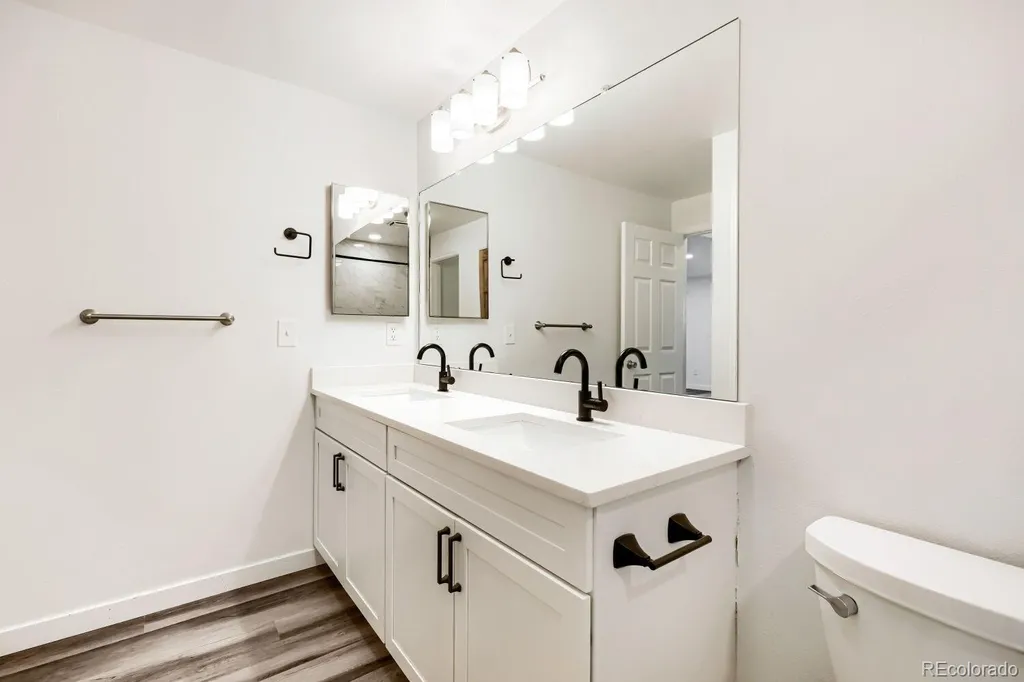 5565 W 76th Avenue Arvada CO 80003