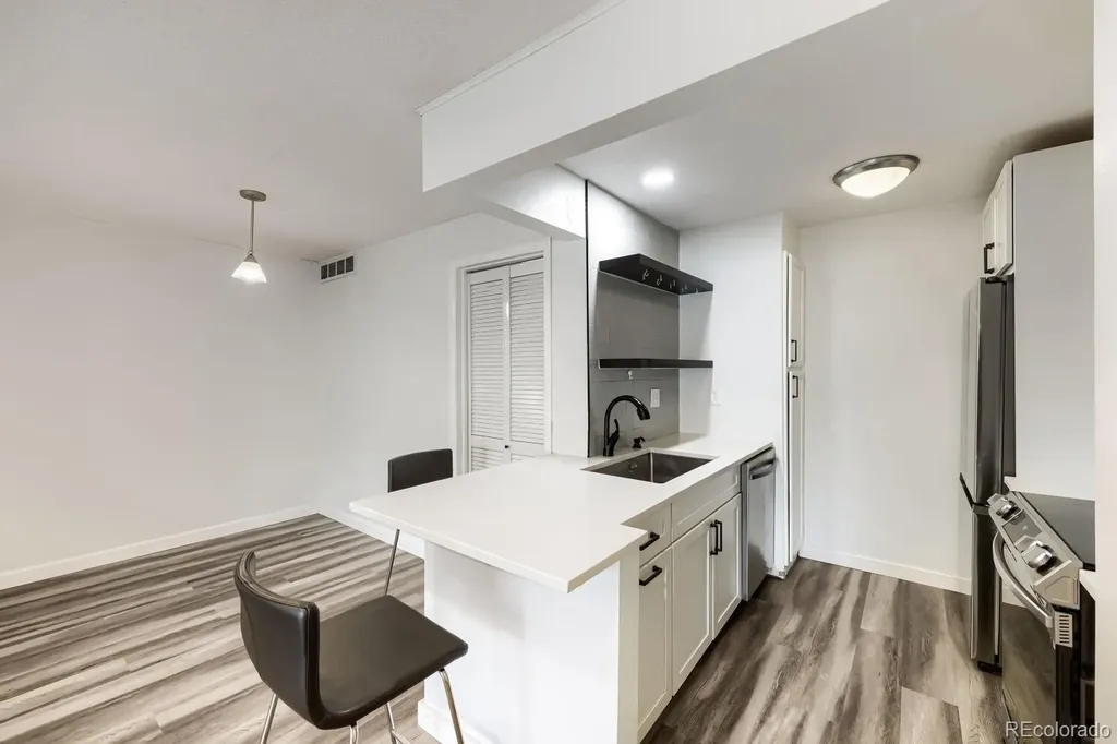 5565 W 76th Avenue Arvada CO 80003