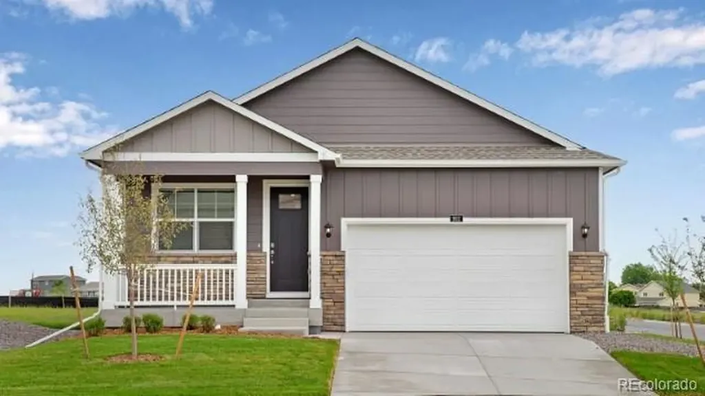 1018 Alpine Street Lochbuie CO 80603