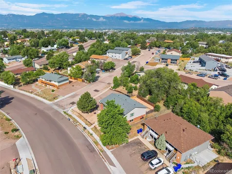 915 Hathaway Drive Colorado Springs CO 80915