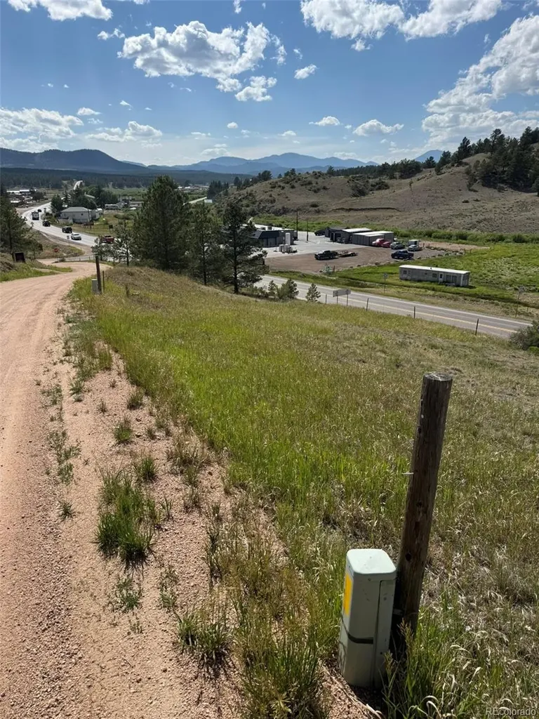 125 & 137 Hillside Drive Florissant CO 80816