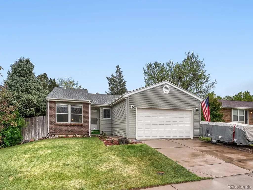 2746 S Uravan Street Aurora CO 80013