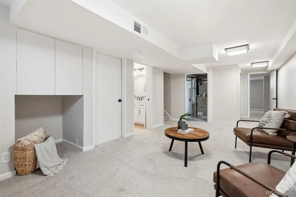 4676 E Utah Place Denver CO 80222