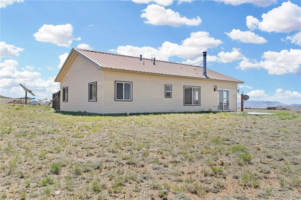 1421 Larimer Road Hartsel CO 80449