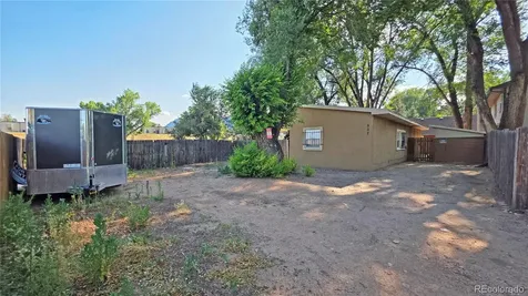 537 Crockett Lane Colorado Springs CO 80905