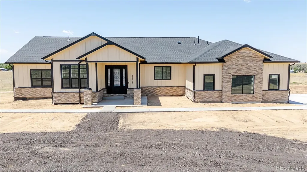 50255 Oak Park Drive Bennett CO 80102