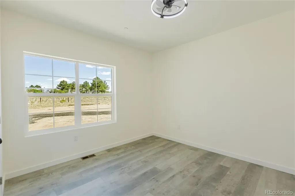 50255 Oak Park Drive Bennett CO 80102