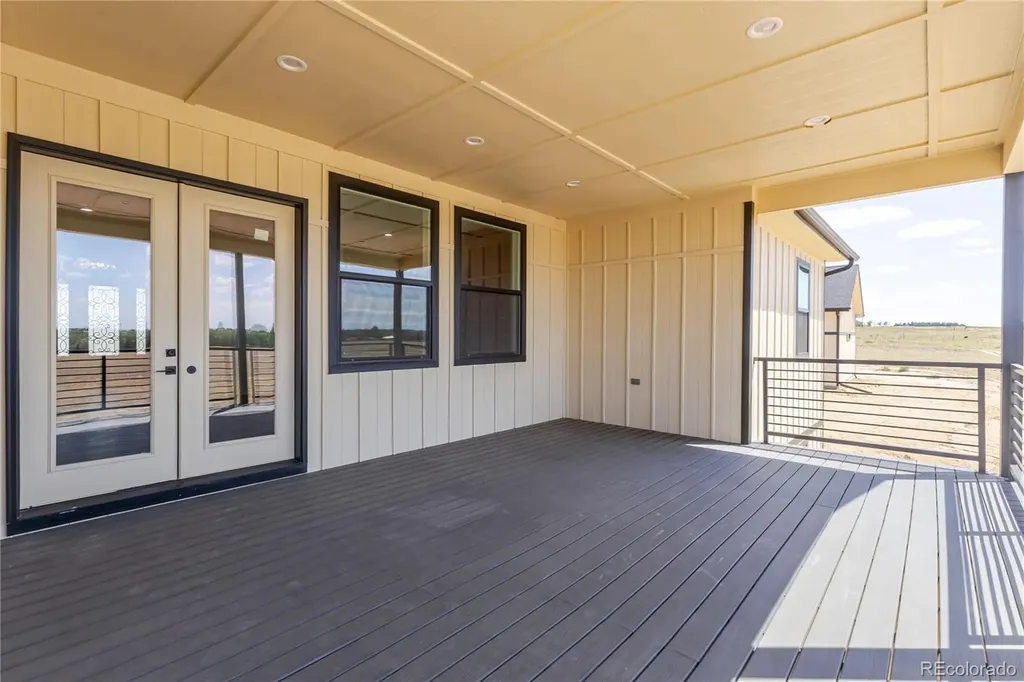 50255 Oak Park Drive Bennett CO 80102