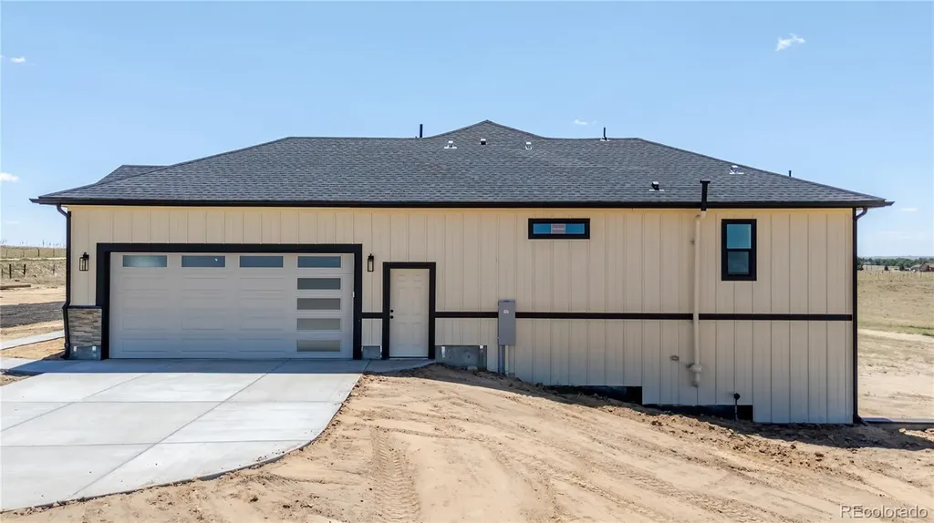 50255 Oak Park Drive Bennett CO 80102