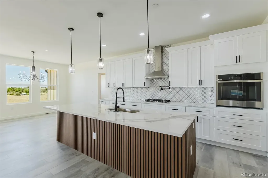 50255 Oak Park Drive Bennett CO 80102