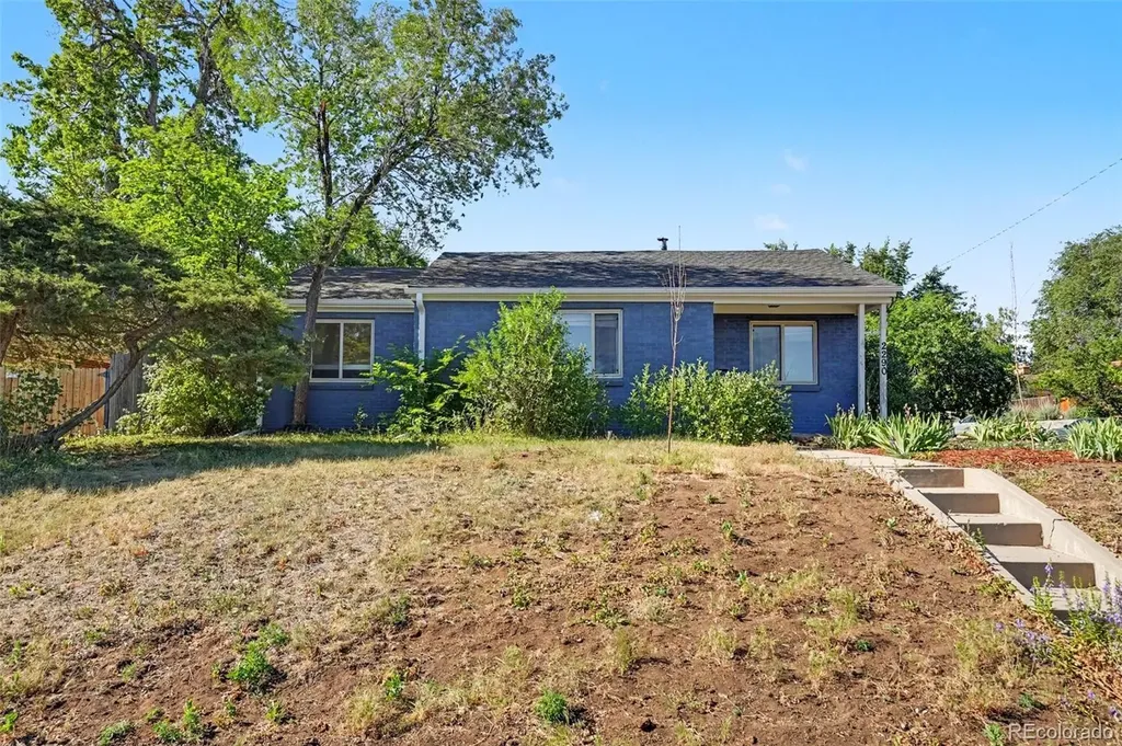 2290 W Center Avenue Denver CO 80223