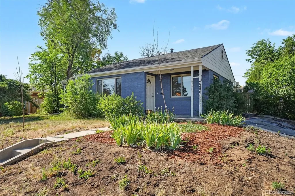 2290 W Center Avenue Denver CO 80223