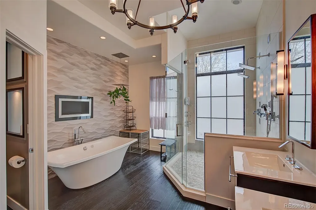 1686 S Willow Court Denver CO 80231