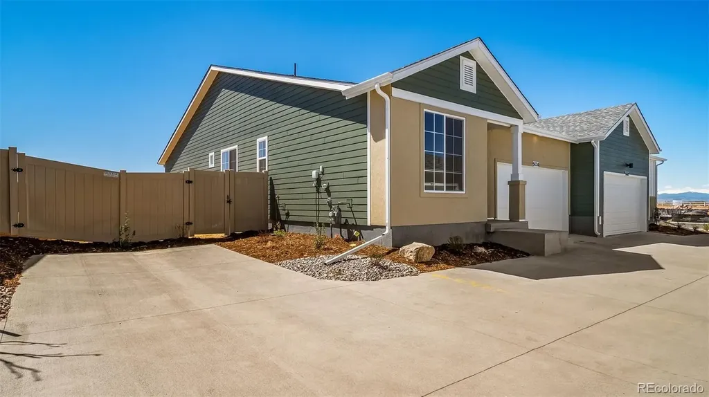 5034 N Tempe Street Aurora CO 80019