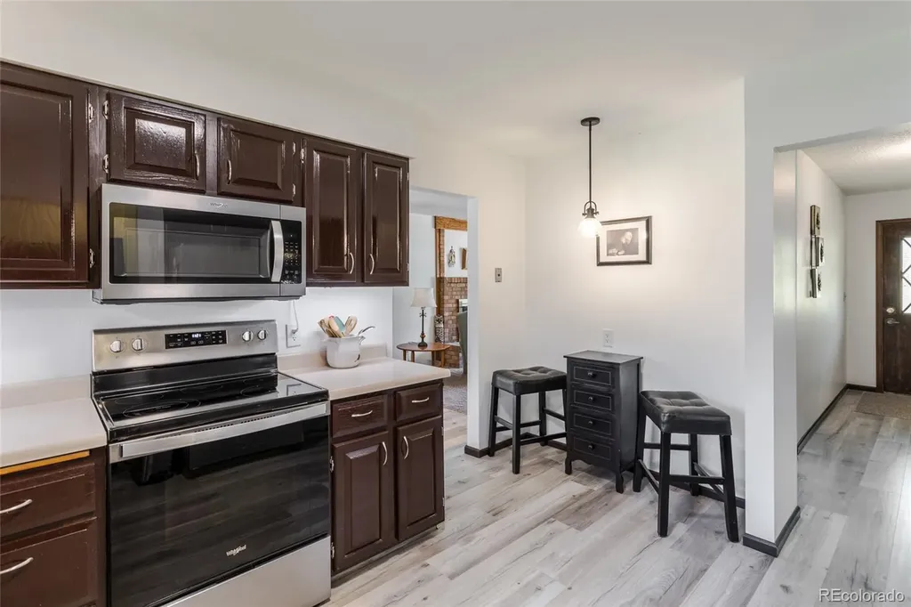 321 Cambridge Street Brush CO 80723