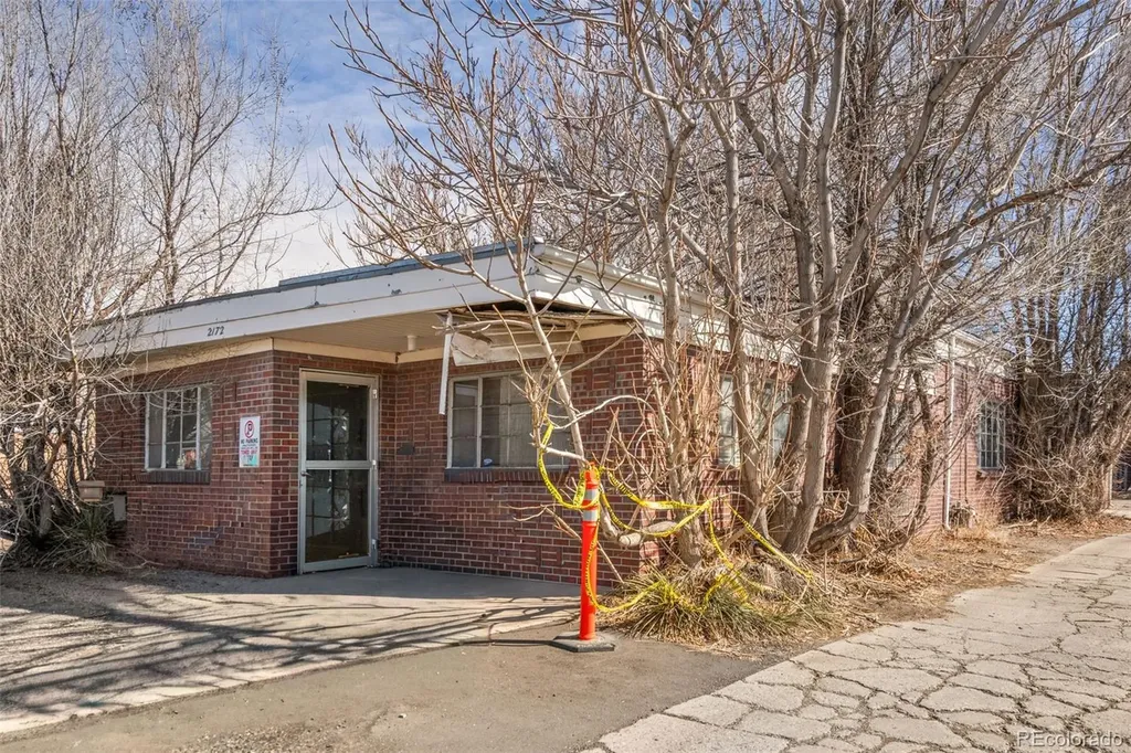 2162 S Jason Street Denver CO 80223