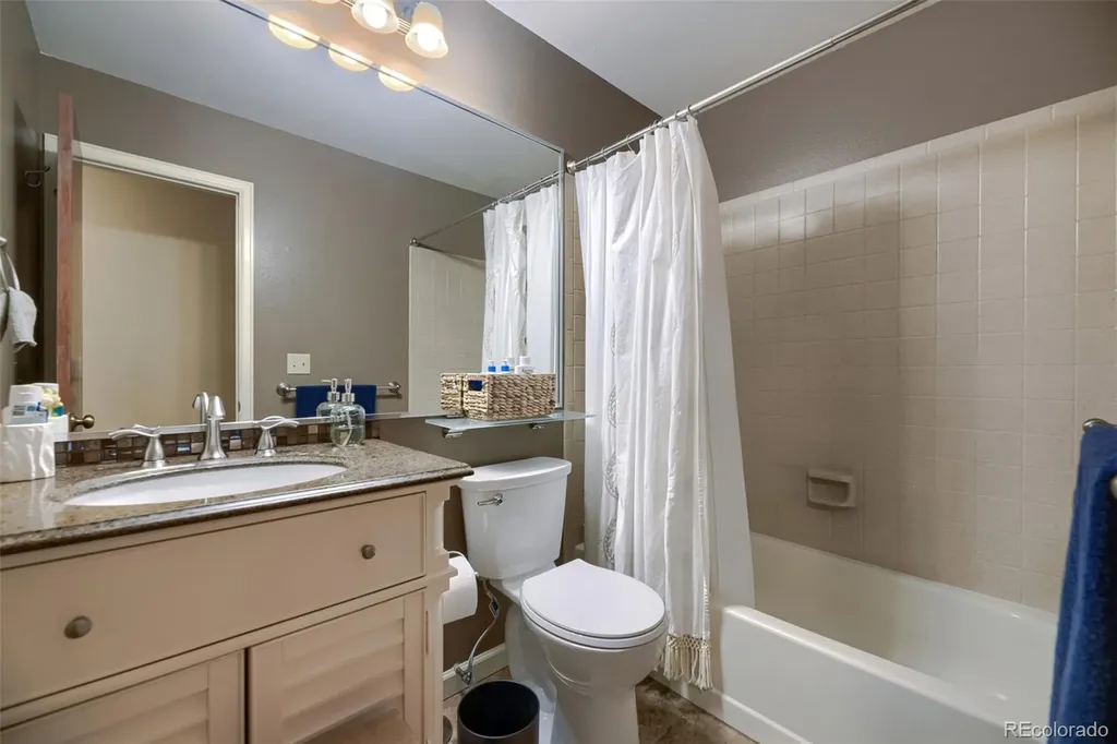 9862 Independence Street Broomfield CO 80021