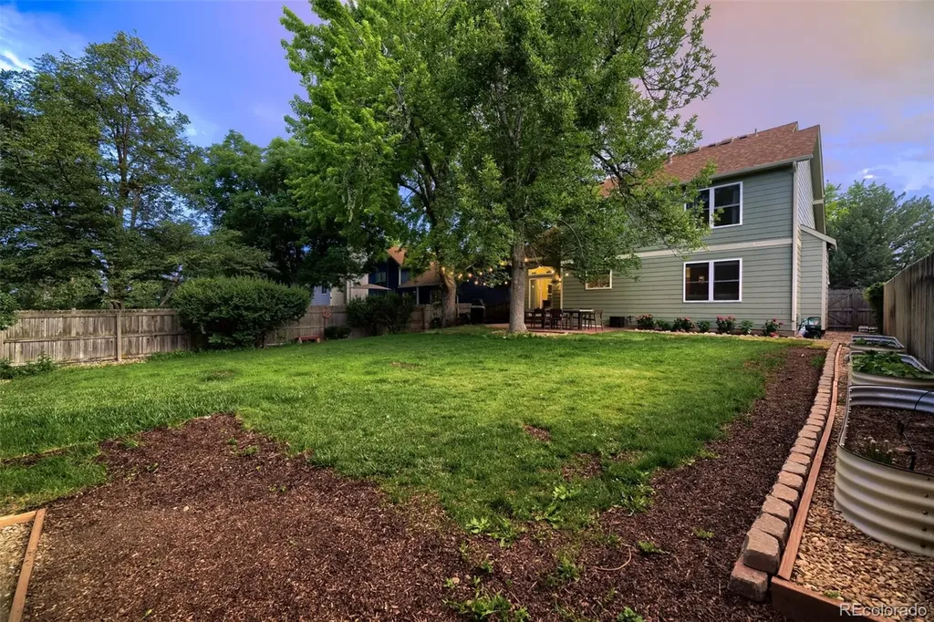 9862 Independence Street Broomfield CO 80021