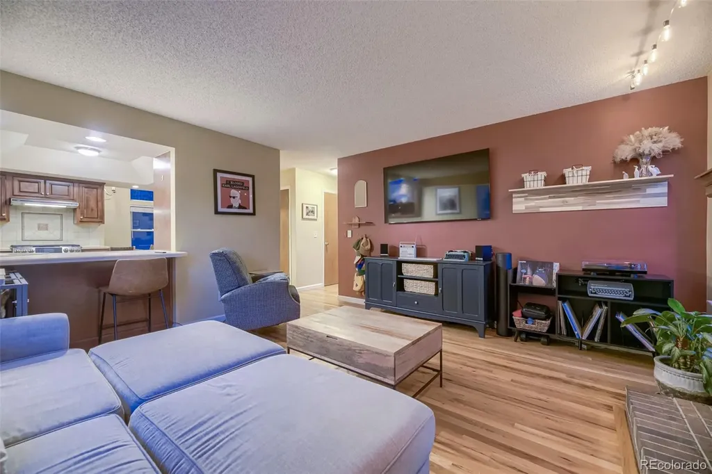 9862 Independence Street Broomfield CO 80021