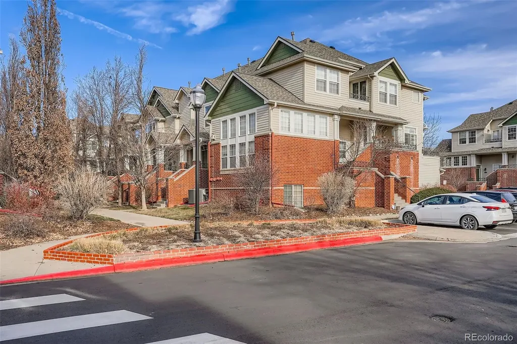1471 S Emporia Court Denver CO 80247